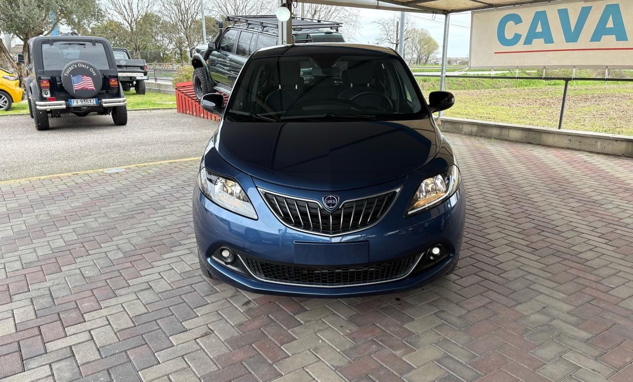 Lancia Ypsilon 1.0 FireFly 5 porte S&S Hybrid Gold Plus
