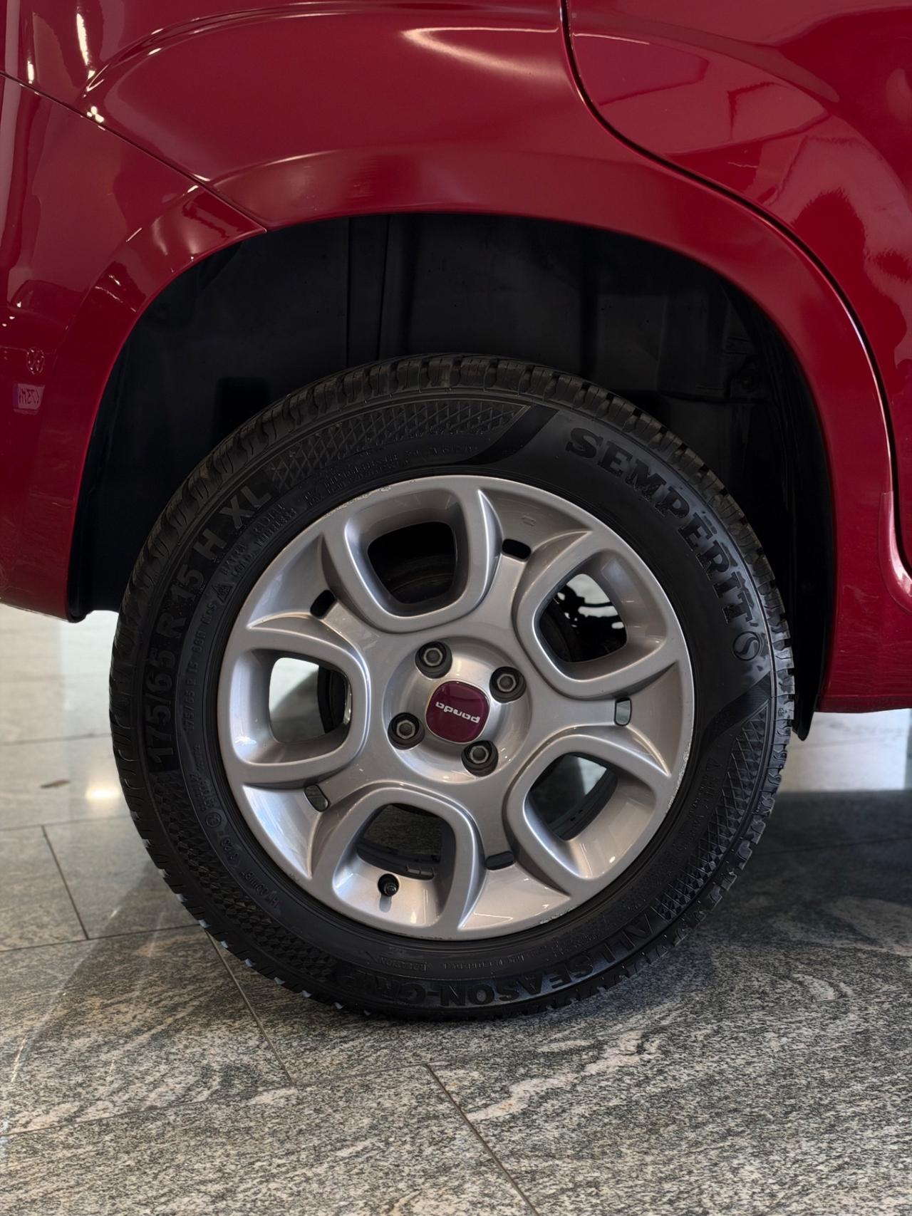 Fiat Panda 0.9 TwinAir Turbo Natural Power Lounge