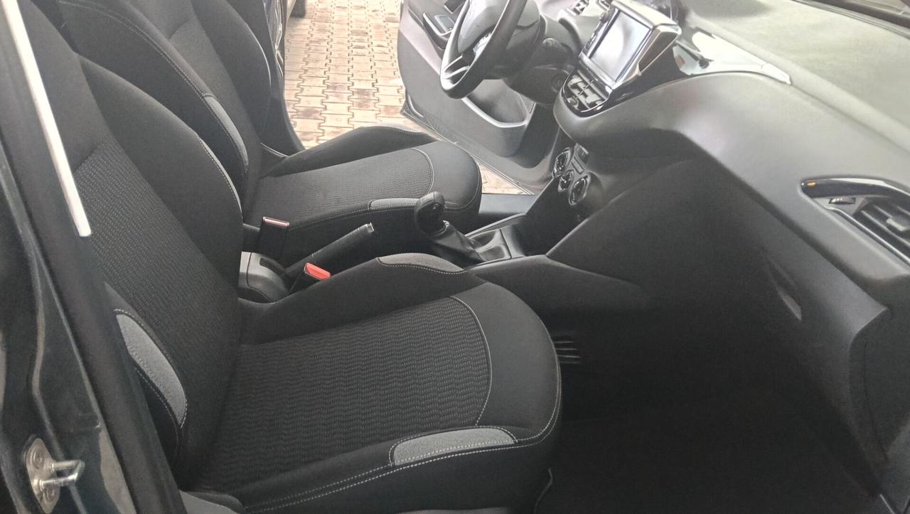 PEUGEOT 208 1.2 BENZ NAVI -PREZZO PROMO