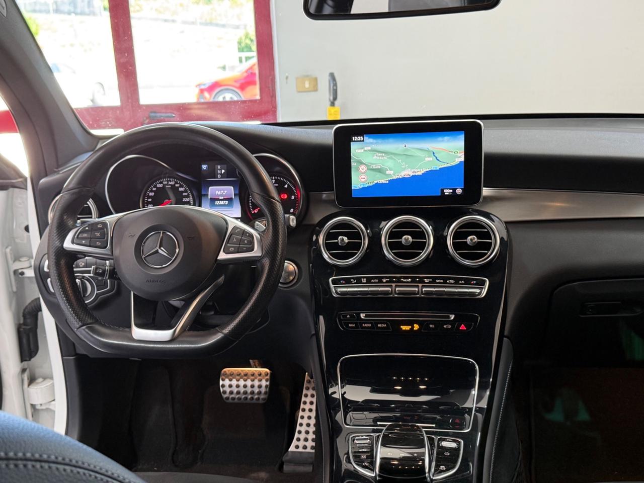 Mercedes-benz GLC 250d 4Matic Coupè Premium AMG Line Night Edition.