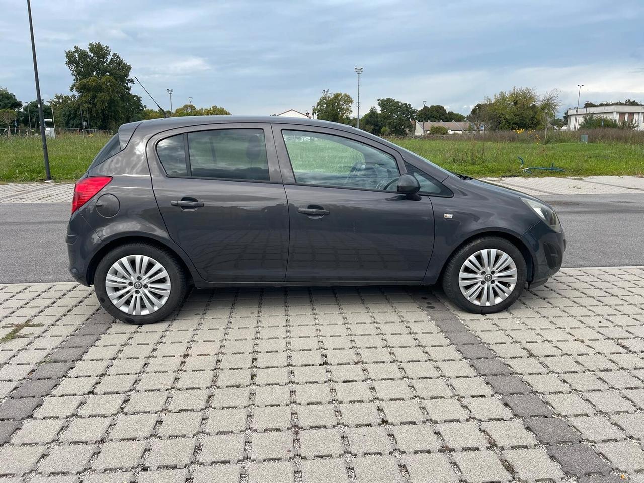 Opel Corsa 1.2 85CV 5 porte GPL-TECH Ecotec