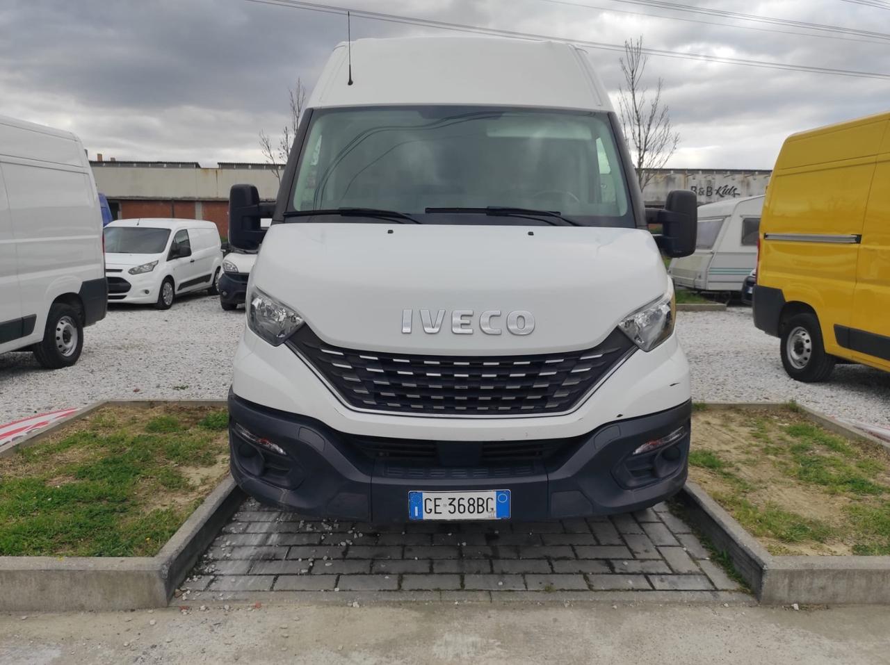 Iveco Daily 33S12 2.3 HPT 116CV Auto Iva Compresa