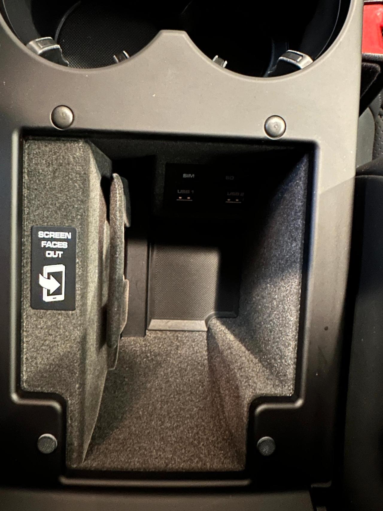 Porsche Macan 2.0 PDK-21"-Keyless-Camera-PASM-Sport Chrono