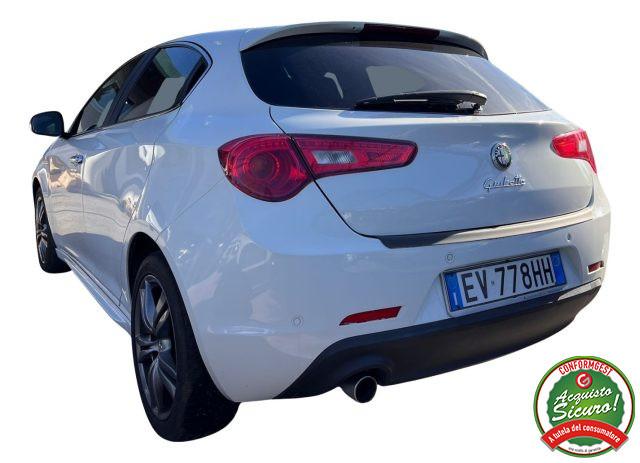 ALFA ROMEO Giulietta 1.6 JTDm-2 105 CV Distinctive