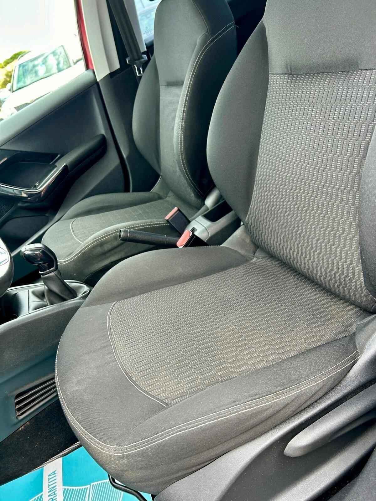 Peugeot 208 PureTech 82 5p. GPL Allure - OK NEOPATENTATO
