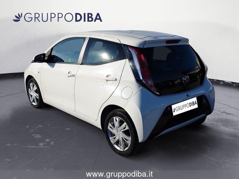 Toyota Aygo II 2014 5p 1.0 x-cool