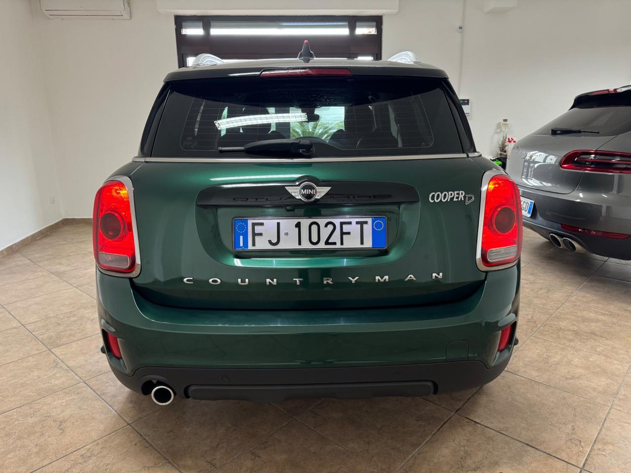 Mini Cooper D Countryman AUTOMATICA BLACK LINE