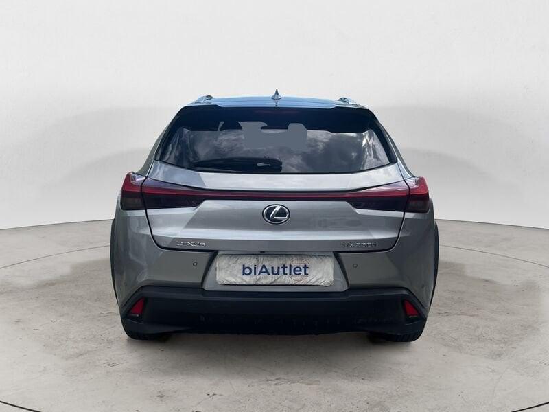 Lexus UX 250h 2.0 Luxury 4wd cvt
