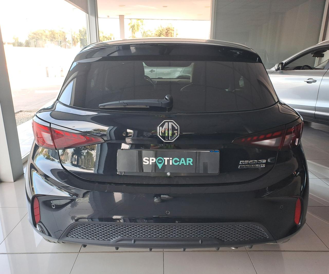 MG3 1.5 Hybrid+ Luxury km 23572 garanzia 7 Anni