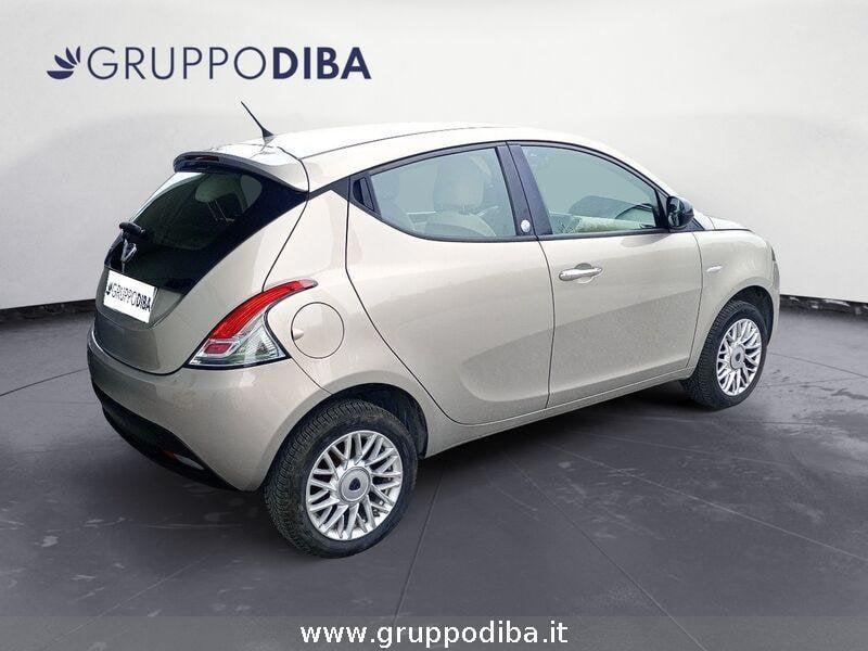 Lancia Ypsilon III 2011 Benzina 0.9 t.air gold ecochic metano 80cv