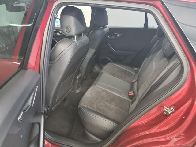 AUDI Q2 35 TDI quattro S tronic S line Edition