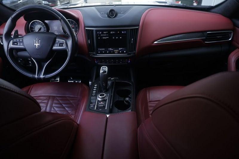 Maserati Levante Maserati Levante V8 580 CV AWD Trofeo 427KW ANNO 2022