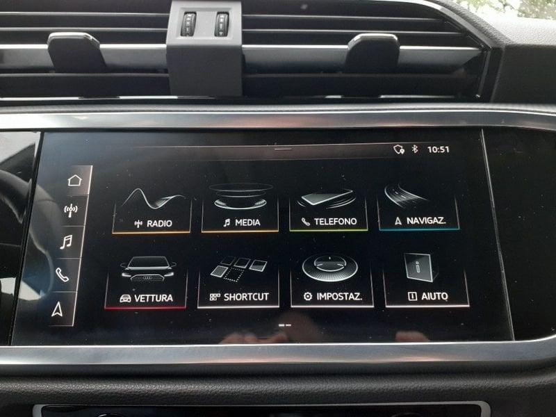 Audi Q3 SPB SPORTBACK 35 STRONIC S LINE CL19 BLACK LINE