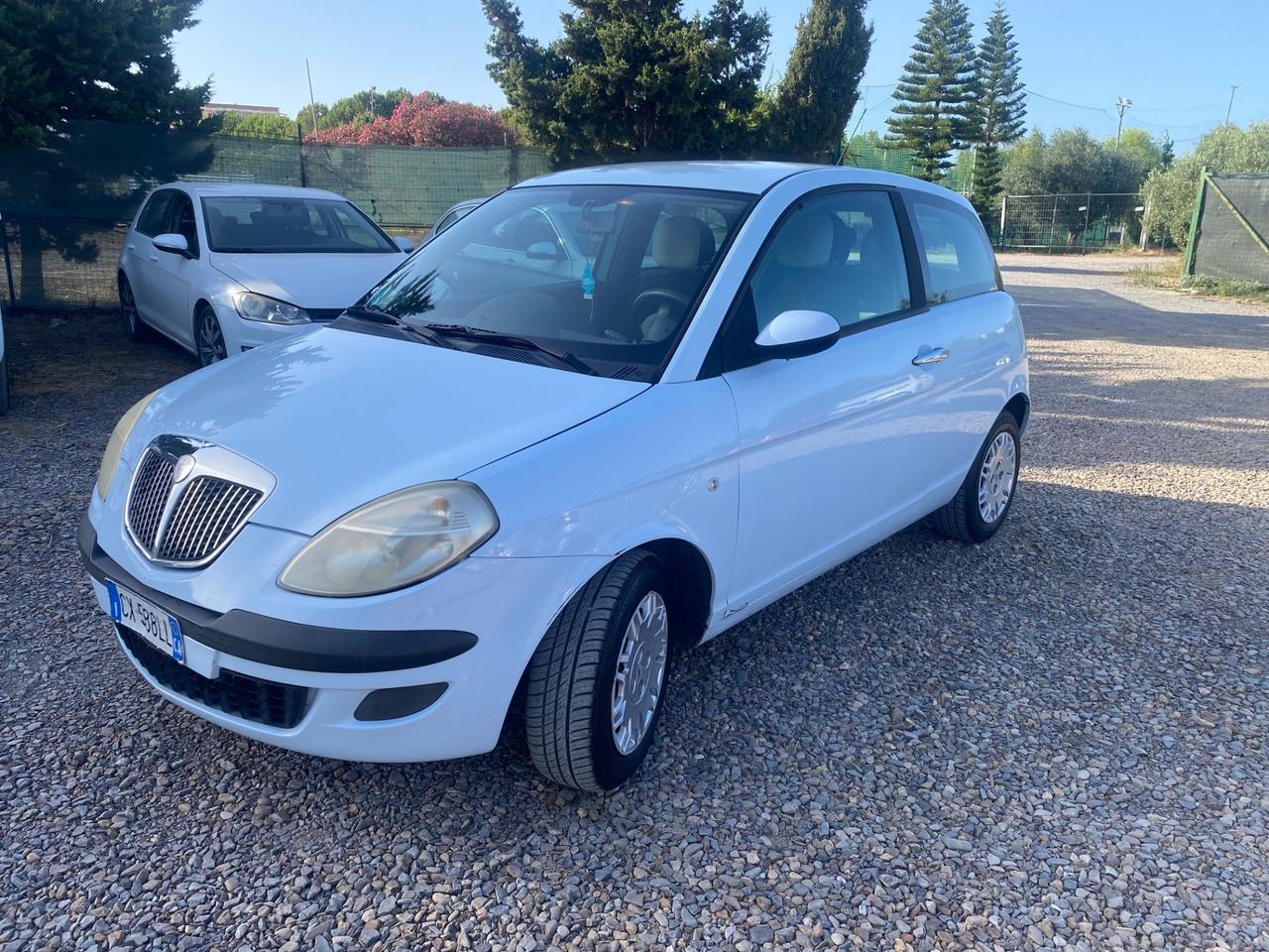 Lancia Ypsilon 1.3 Multijet 16V Platino