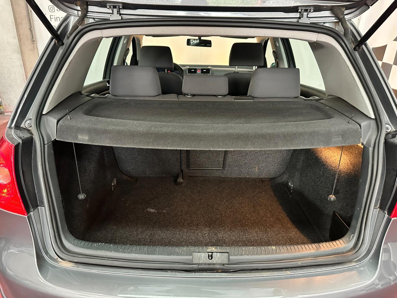 Volkswagen Golf 1.6 FSI 115cv 5p. Comfortline