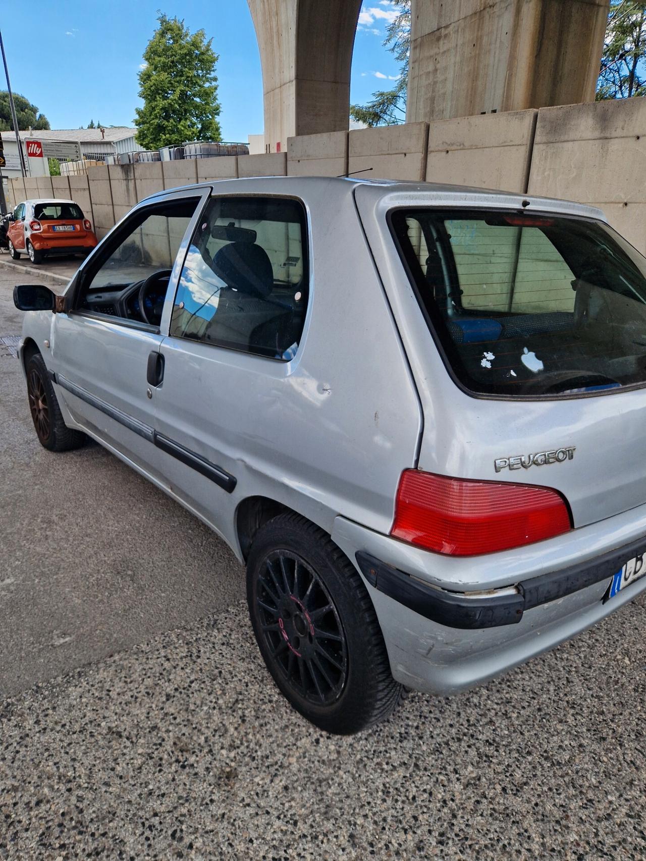 Peugeot 106 1.1i cat 3 porte Sport - 2002