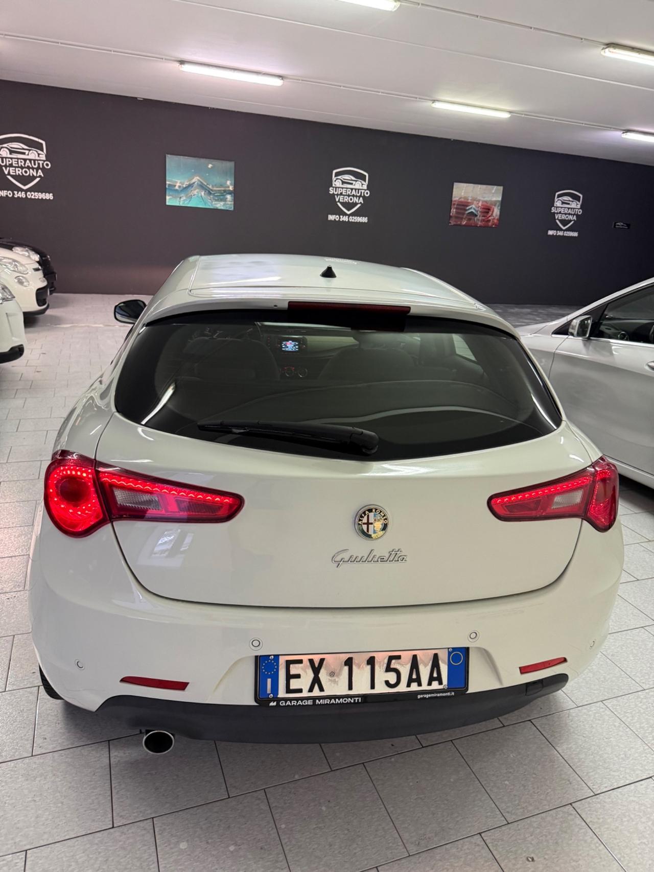Alfa Romeo Giulietta 1.6 JTDm-2 105 CV Exclusive