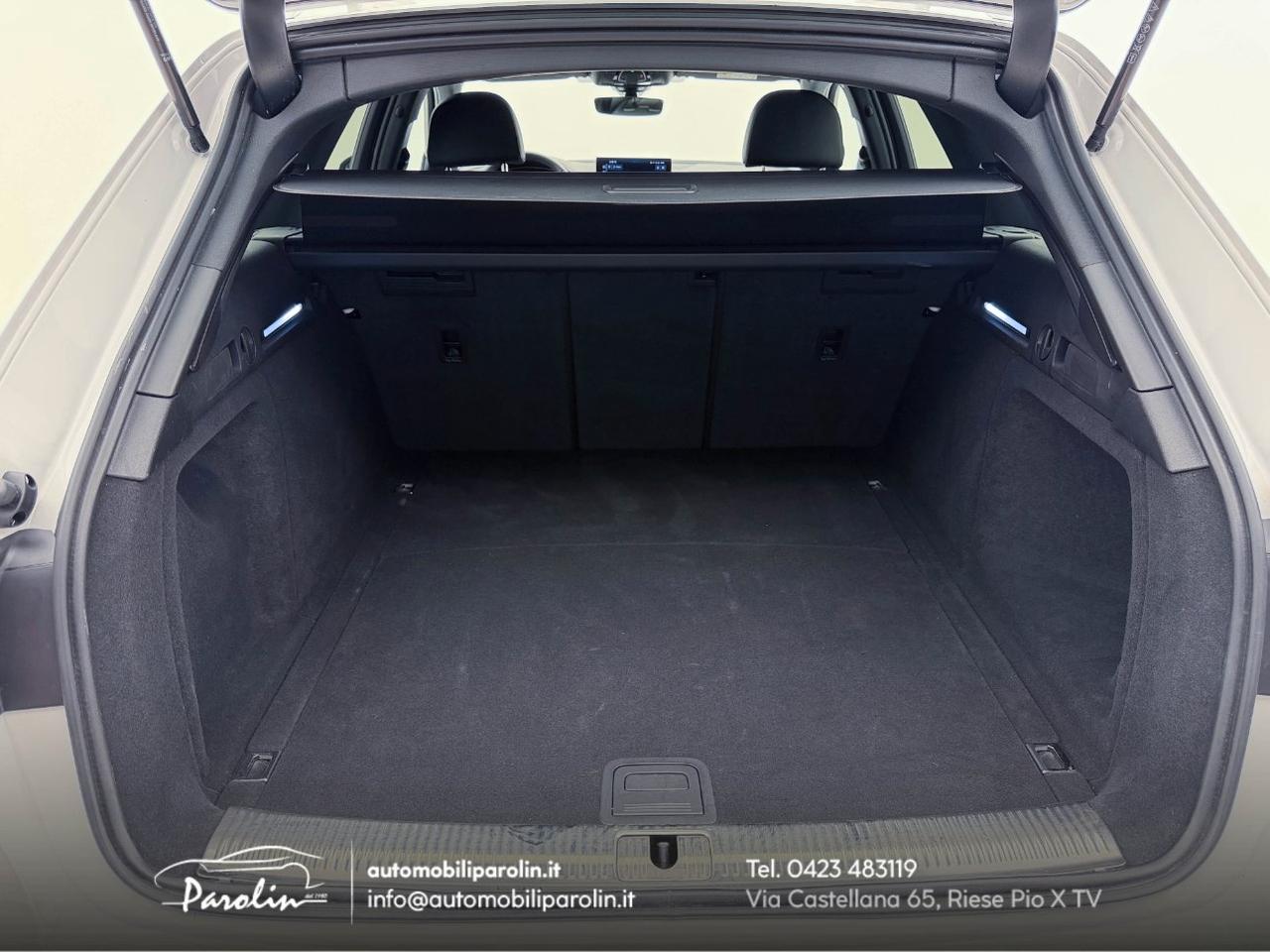 Audi A4 Allroad 40 2.0 tdi mhev Identity Contrast quattro S-tronic LED-pelle-19''