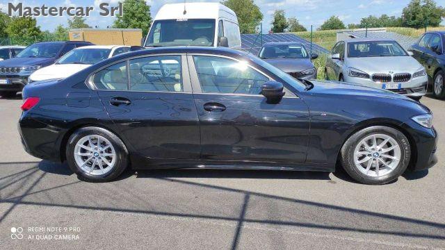 BMW 320 320D 48V BUSINESS ADVANTAGE AUTO - VOLANTE M - GE8