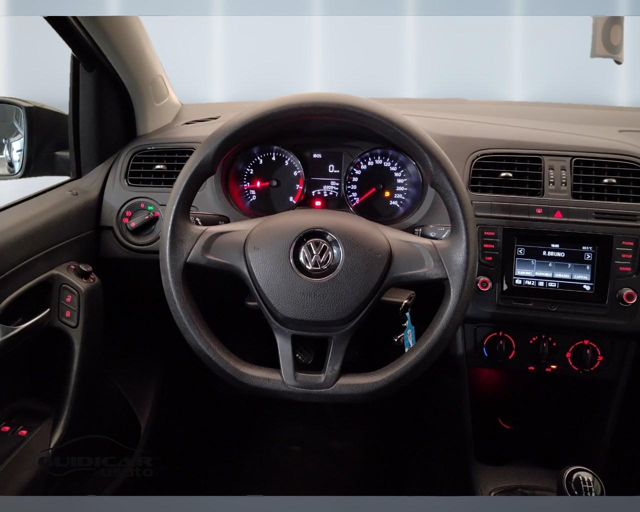 VOLKSWAGEN Polo V 2014 - Polo 5p 1.0 mpi Trendline 60cv