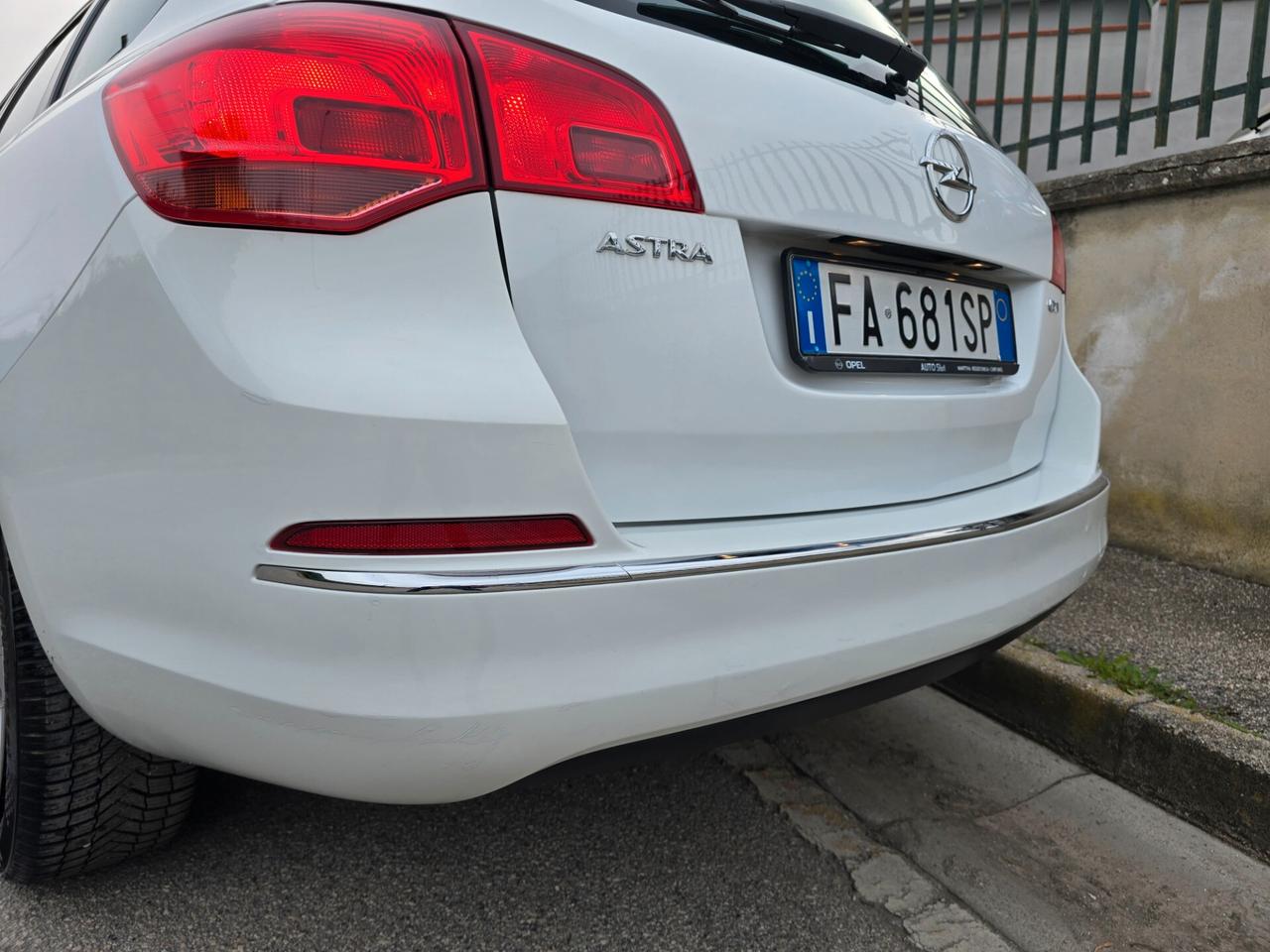 OPEL ASTRA COSMO 1.6 DIESEL N1 2016 NUOVISSIMA