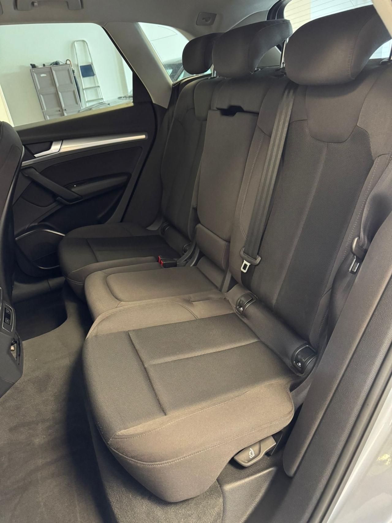 Audi Q5 40 TDI quattro S tronic Business