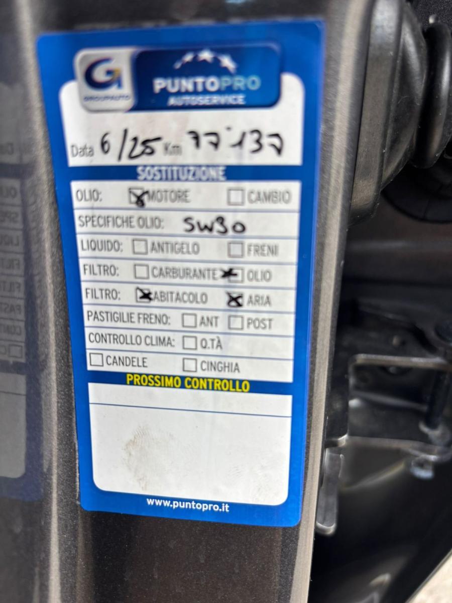 PEUGEOT 2008 1.6 BlueHDi 120CV S&S Allure