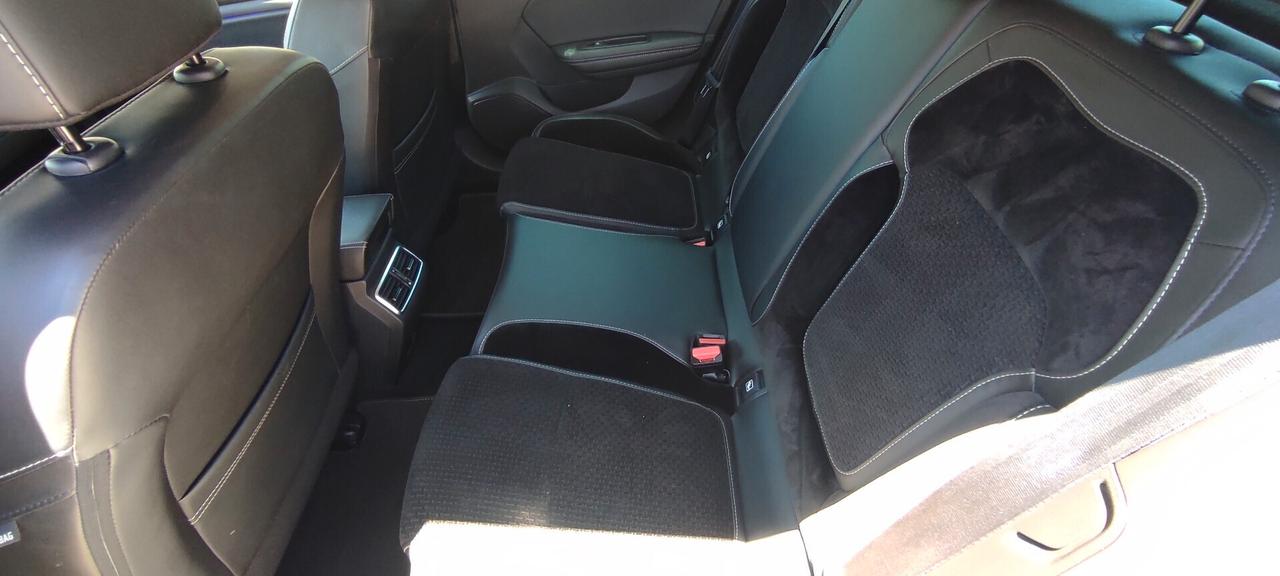 Renault Megane 1.5 Blue dCi 115 CV Intens