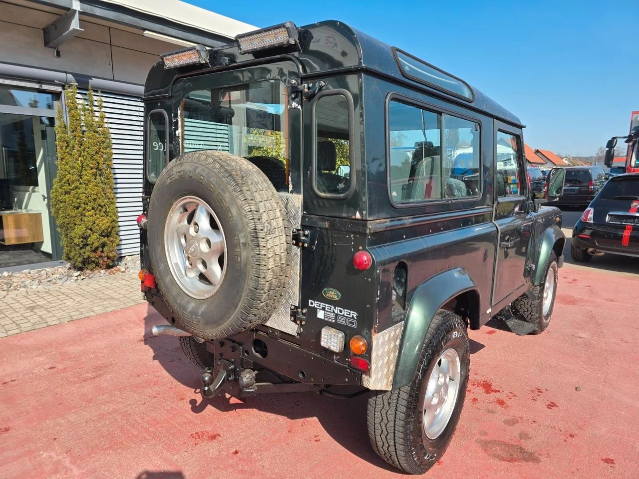 Land Rover Defender 90 2.5 Td5 SW 6 POSTI