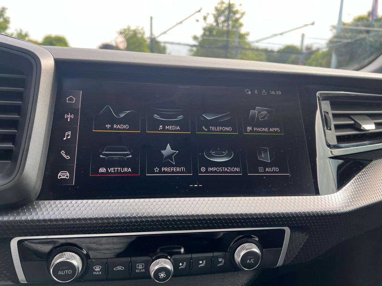 Audi A1 allstreet 25 TFSI Business