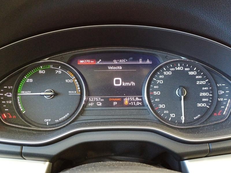 AUDI Q5 50 TFSI e Business quattro S tronic