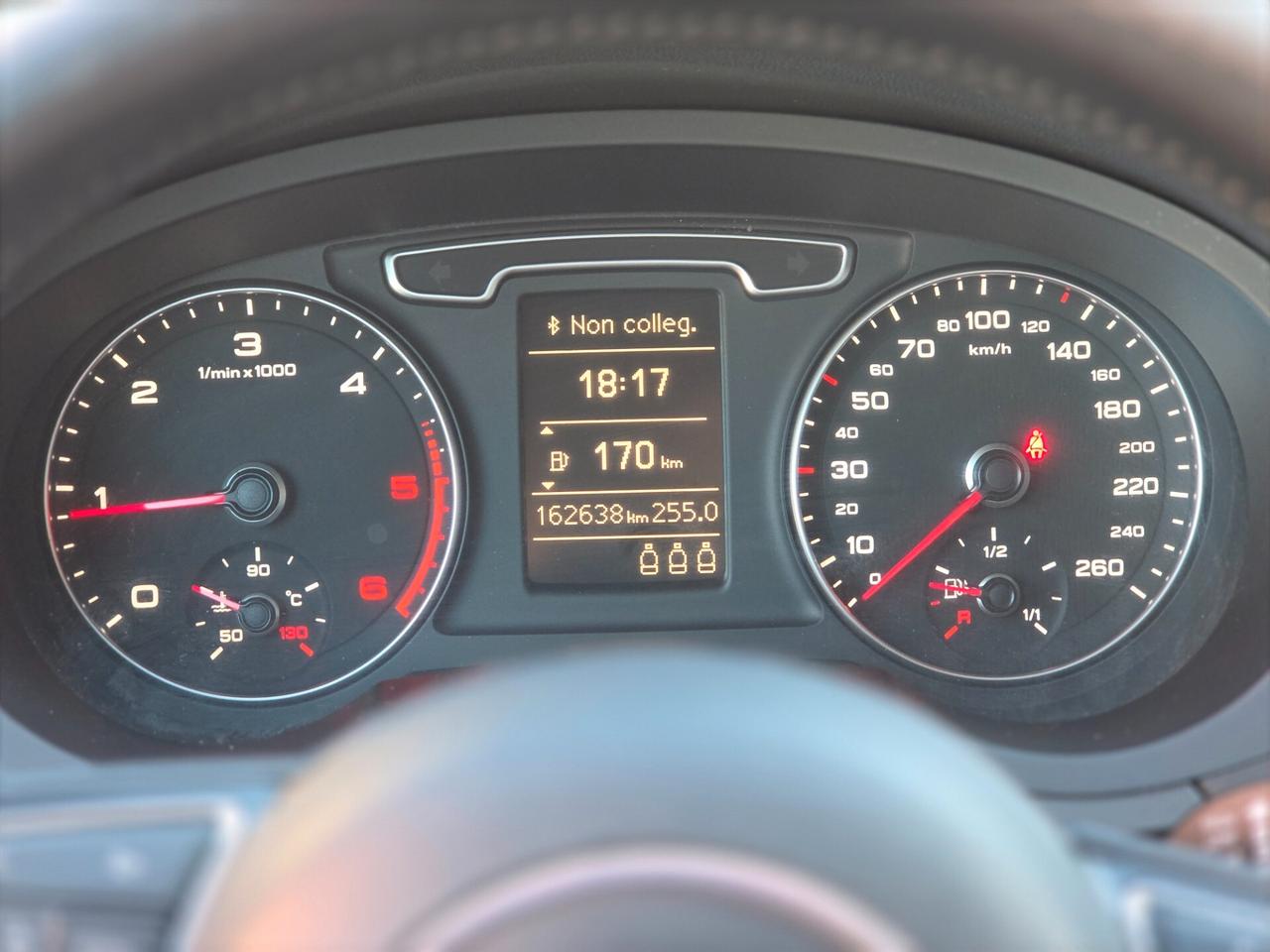 Audi Q3 2.0 TDI Business