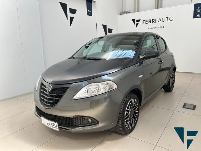 LANCIA Ypsilon 1.2 69 CV S Momodesign