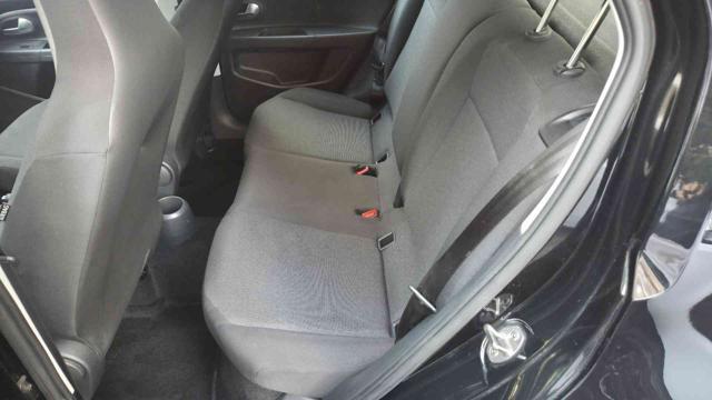 VOLKSWAGEN up! 1.0 5p. EVO beats up! BlueMotion Technology