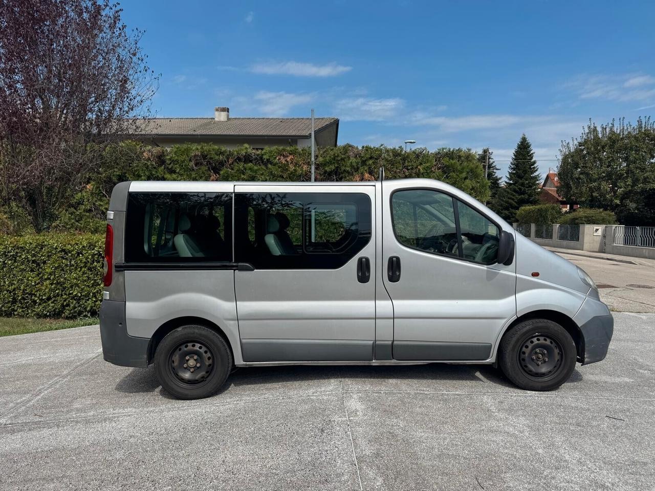 Opel Vivaro 27 2.0 CDTI 120CV PC-TN Combi 9 posti