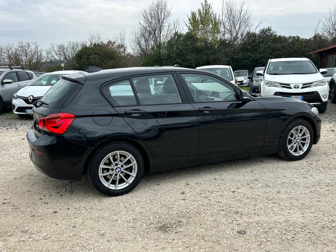 Bmw 116 116d 5p. Business neopatentati