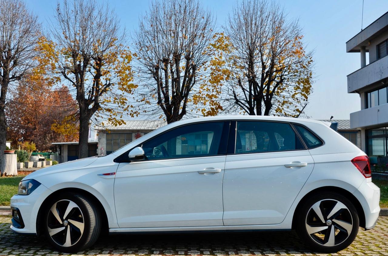 VOLKSWAGEN POLO GTI 5p 2.0 TSI 200cv DSG, SERVICE VW, EURO 6D, FARI LED, RETROCAMERA, APPLE ANDROID, 17", PERMUTE