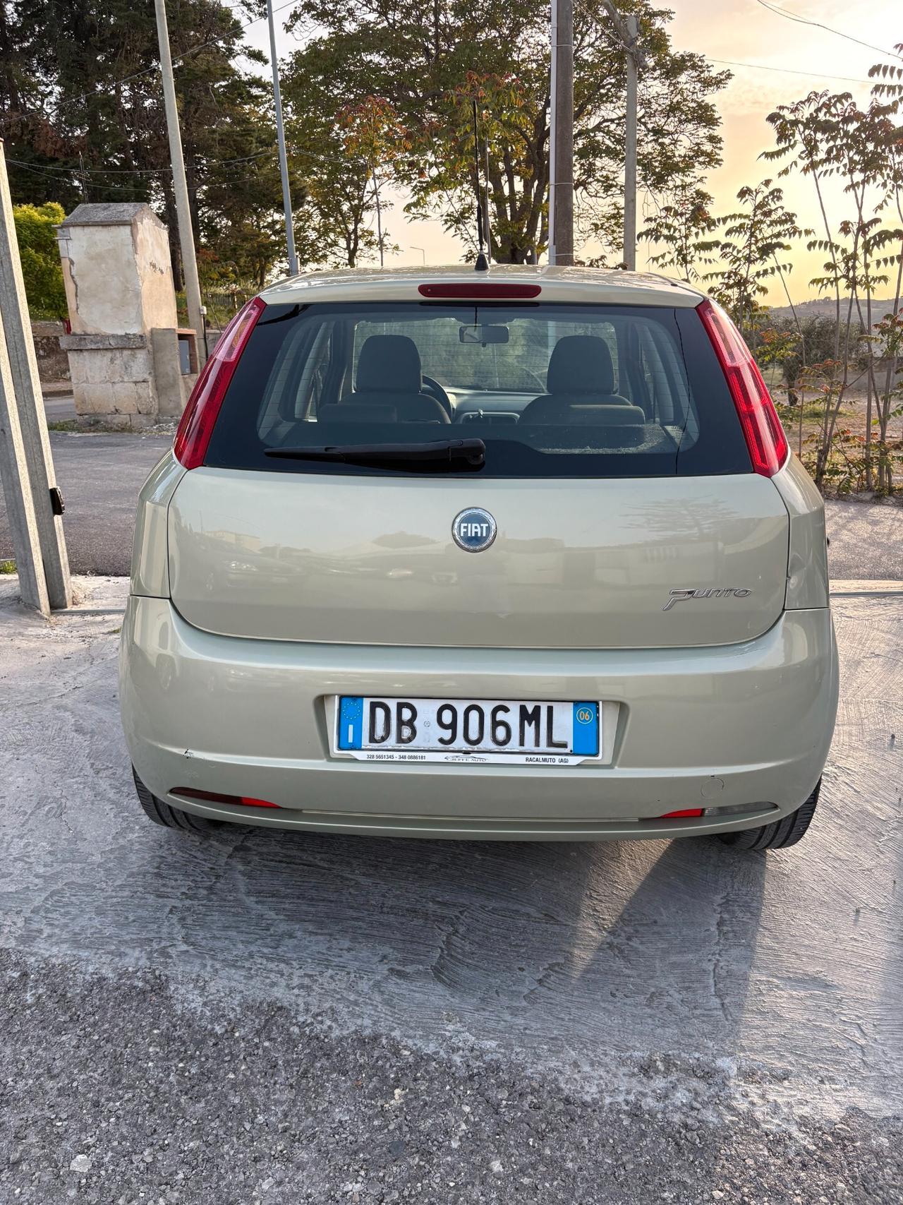 Fiat Grande Punto 1.3 MJT 75 CV 5 porte Dynamic
