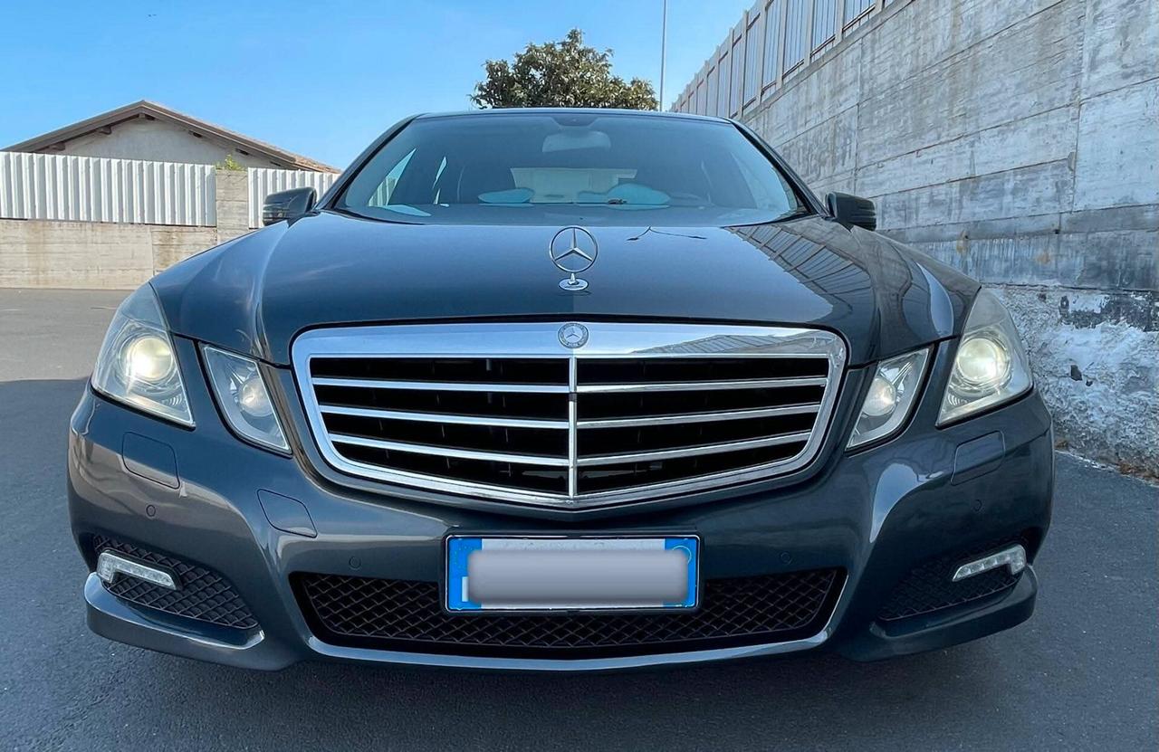 Mercedes-benz E 220 CDI BlueEFFICIENCY Avantgarde