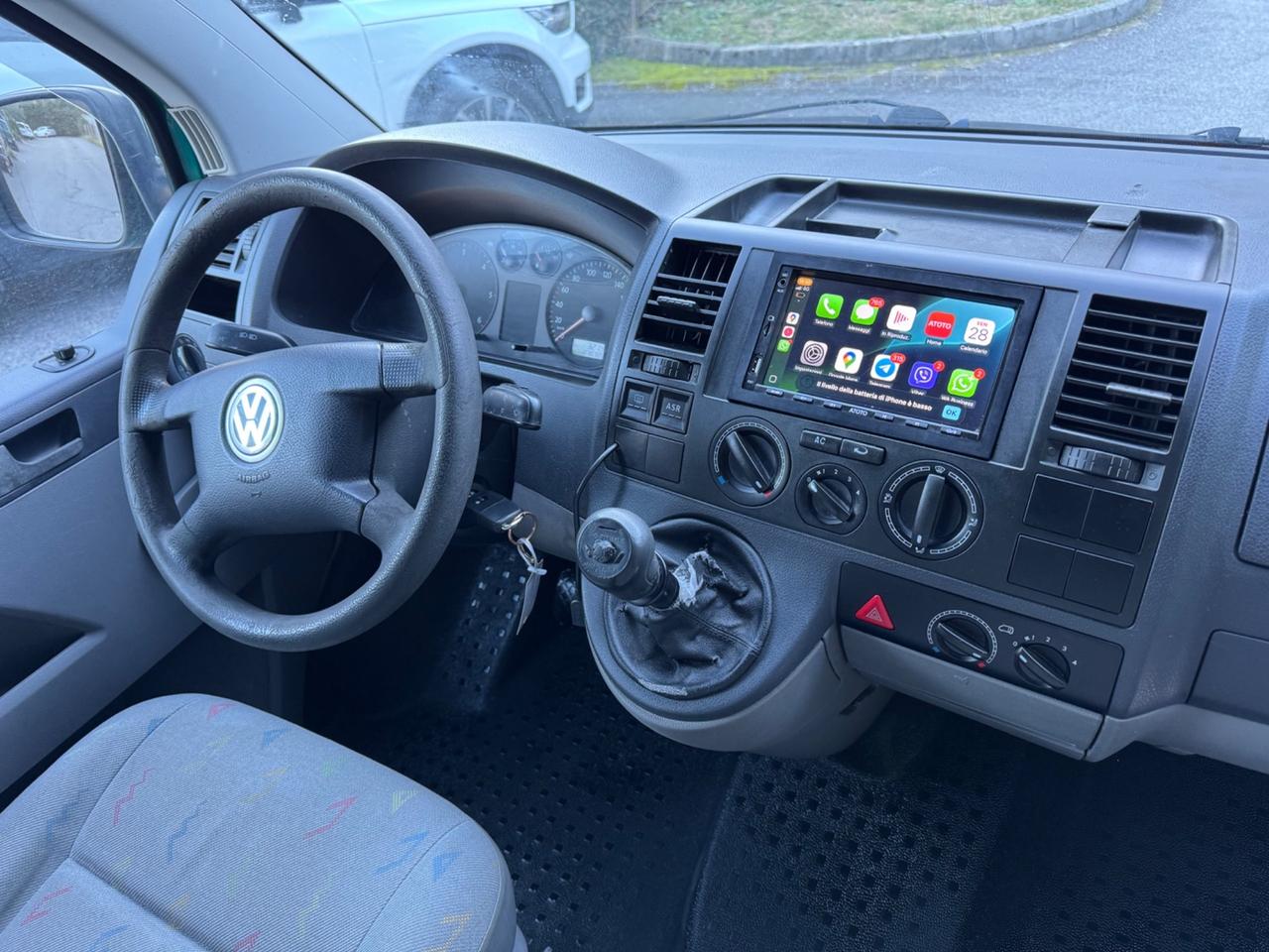 Volkswagen Caravelle 9 posti 1.9 TDI/105CV