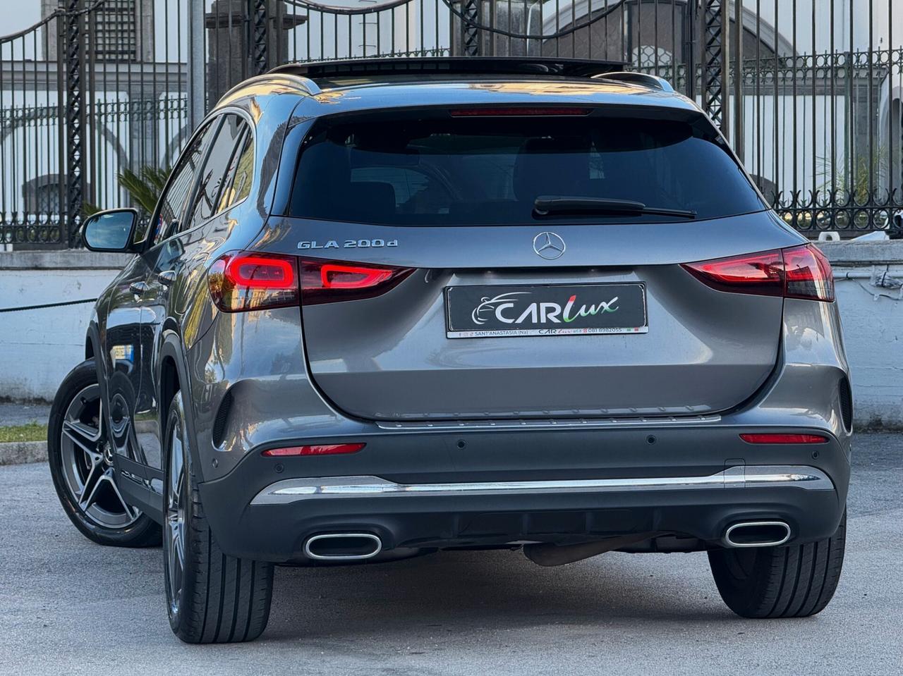 Mercedes-Benz GLA 200 d Premium AMG TETTO PACK LED