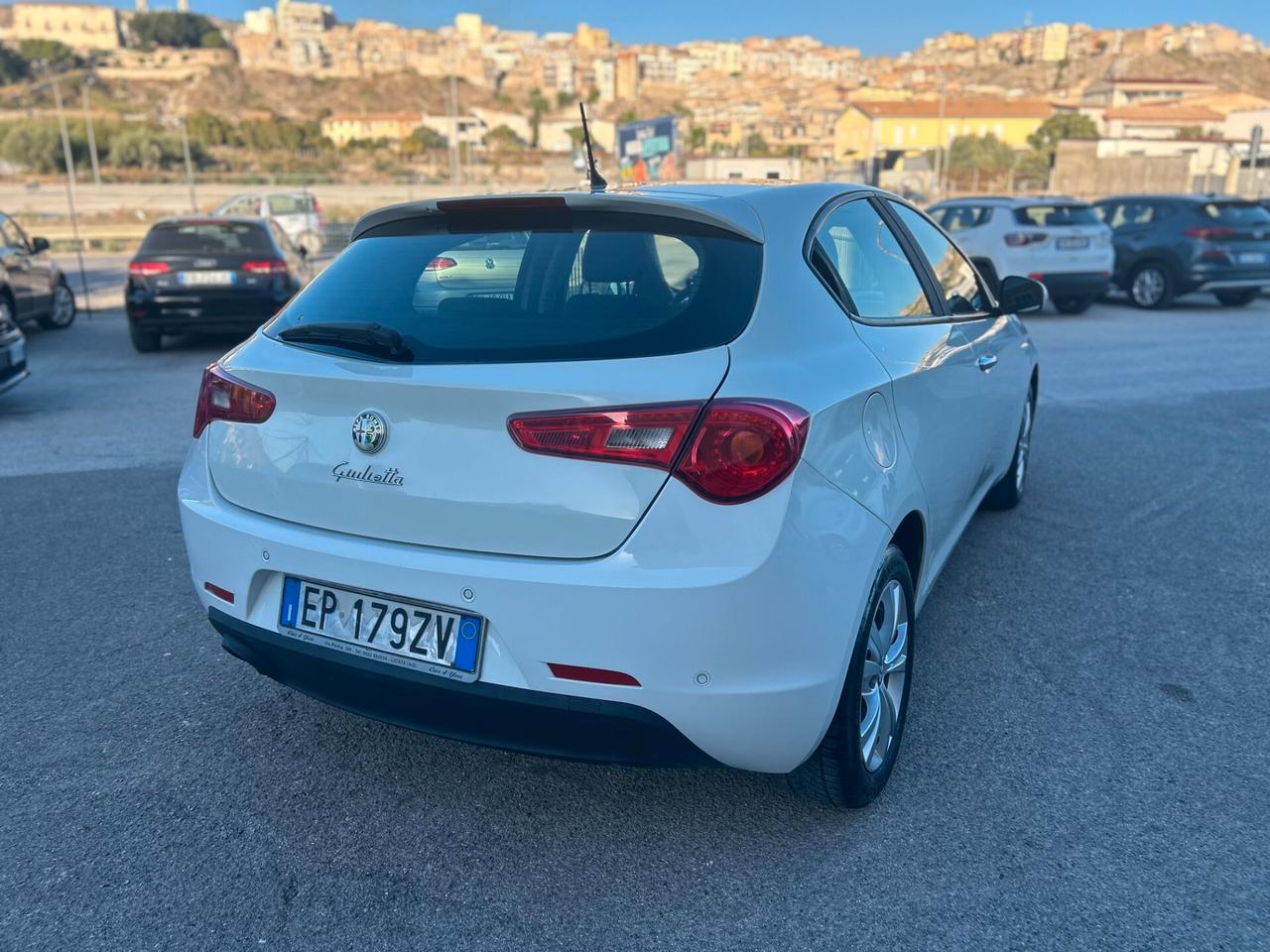 Alfa Romeo Giulietta 1.6 JTDm-2 105 CV Distinctive