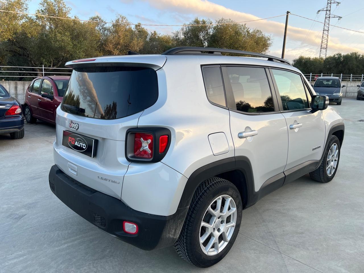 Jeep Renegade 1.6 Mjt DDCT 120 CV Longitude