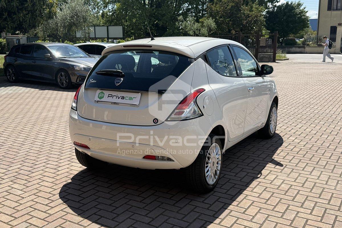 LANCIA Ypsilon 0.9 TwinAir 85 CV 5 porte Metano Ecochic Platinum