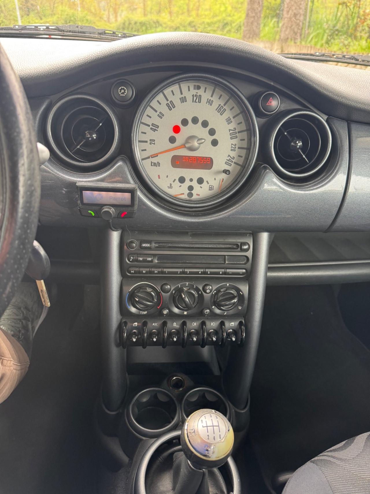 Mini 1.4 tdi One D de luxe