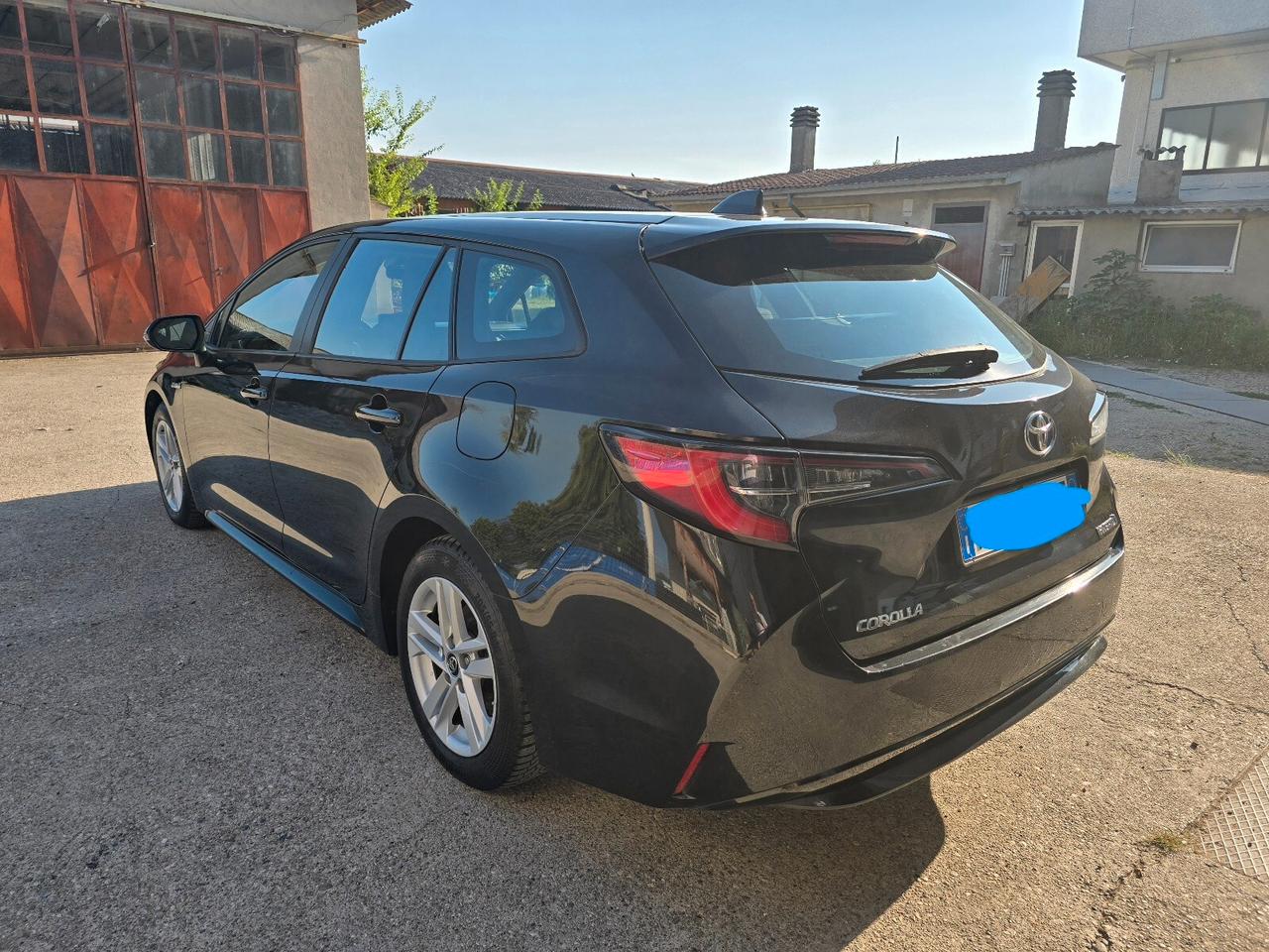 Toyota Corolla Touring Sports 1.8 Hybrid Business