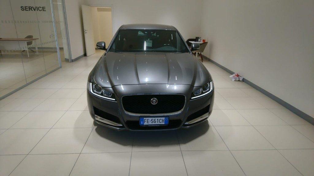 JAGUAR XF 2ª serie (X260) XF 2.0 D 180 CV aut...