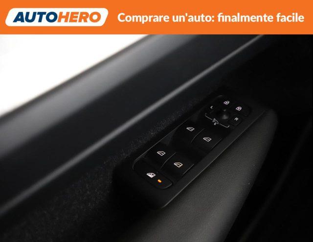 VOLVO XC40 T3 Momentum
