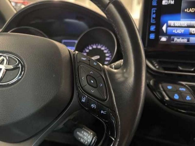 Toyota C-HR I 1.8h Business 2wd e-cvt