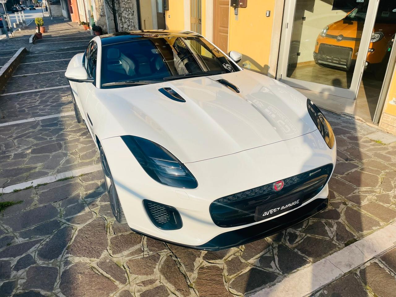 Jaguar F-Type 2.0 aut. Coupé R-Dynamic
